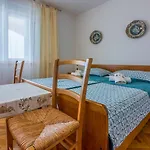Hundefreundliches Nur 230 Meter Zum Mit 4 Klimaanlagen, Parkplatz, Meerblick Appartamento Crikvenica