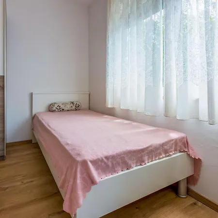 Hundefreundliches Nur 230 Meter Zum Mit 4 Klimaanlagen, Parkplatz, Meerblick Apartment Crikvenica