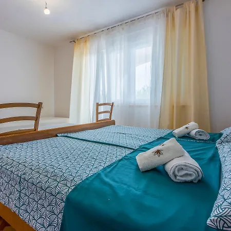 Hundefreundliches Nur 230 Meter Zum Mit 4 Klimaanlagen, Parkplatz, Meerblick Crikvenica