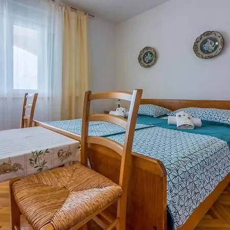 Hundefreundliches Nur 230 Meter Zum Mit 4 Klimaanlagen, Parkplatz, Meerblick Apartment Crikvenica