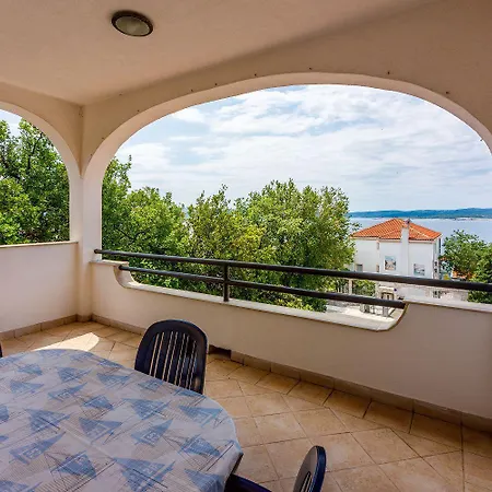 Apartment Hundefreundliches Nur 230 Meter Zum Mit 4 Klimaanlagen, Parkplatz, Meerblick Crikvenica