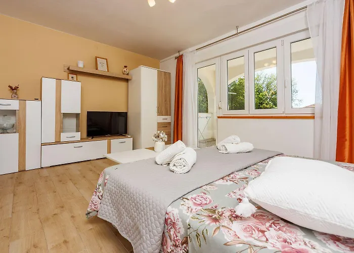 Apartment Hundefreundliches Nur 230 Meter Zum Mit 4 Klimaanlagen, Parkplatz, Meerblick