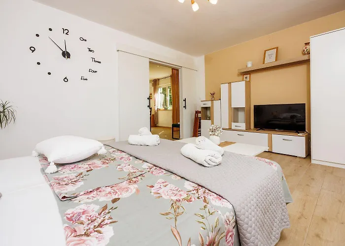 Apartment Hundefreundliches Nur 230 Meter Zum Mit 4 Klimaanlagen, Parkplatz, Meerblick *