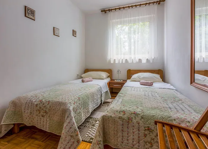 Apartment Hundefreundliches Nur 230 Meter Zum Mit 4 Klimaanlagen, Parkplatz, Meerblick Crikvenica