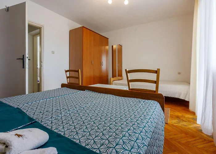 Hundefreundliches Nur 230 Meter Zum Mit 4 Klimaanlagen, Parkplatz, Meerblick Apartment *